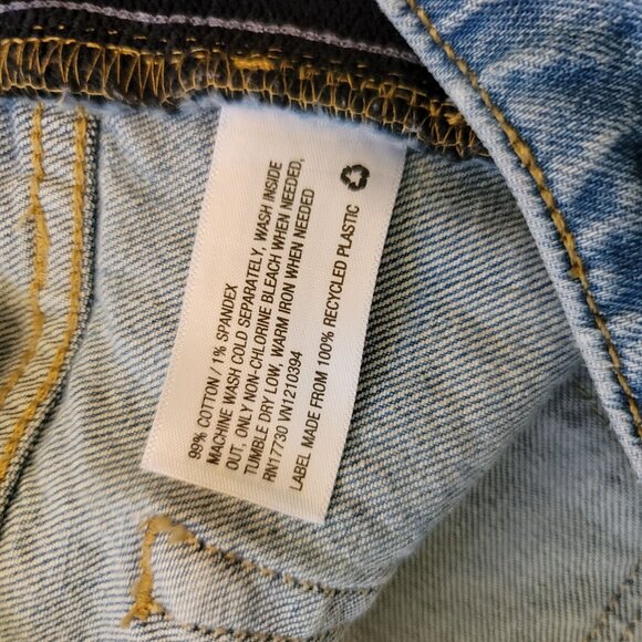 Isabel Maternity By Ingrid & Isabel Womens Midi Short Denim Shorts Size 8 JJ3540 - Picture 4 of 5